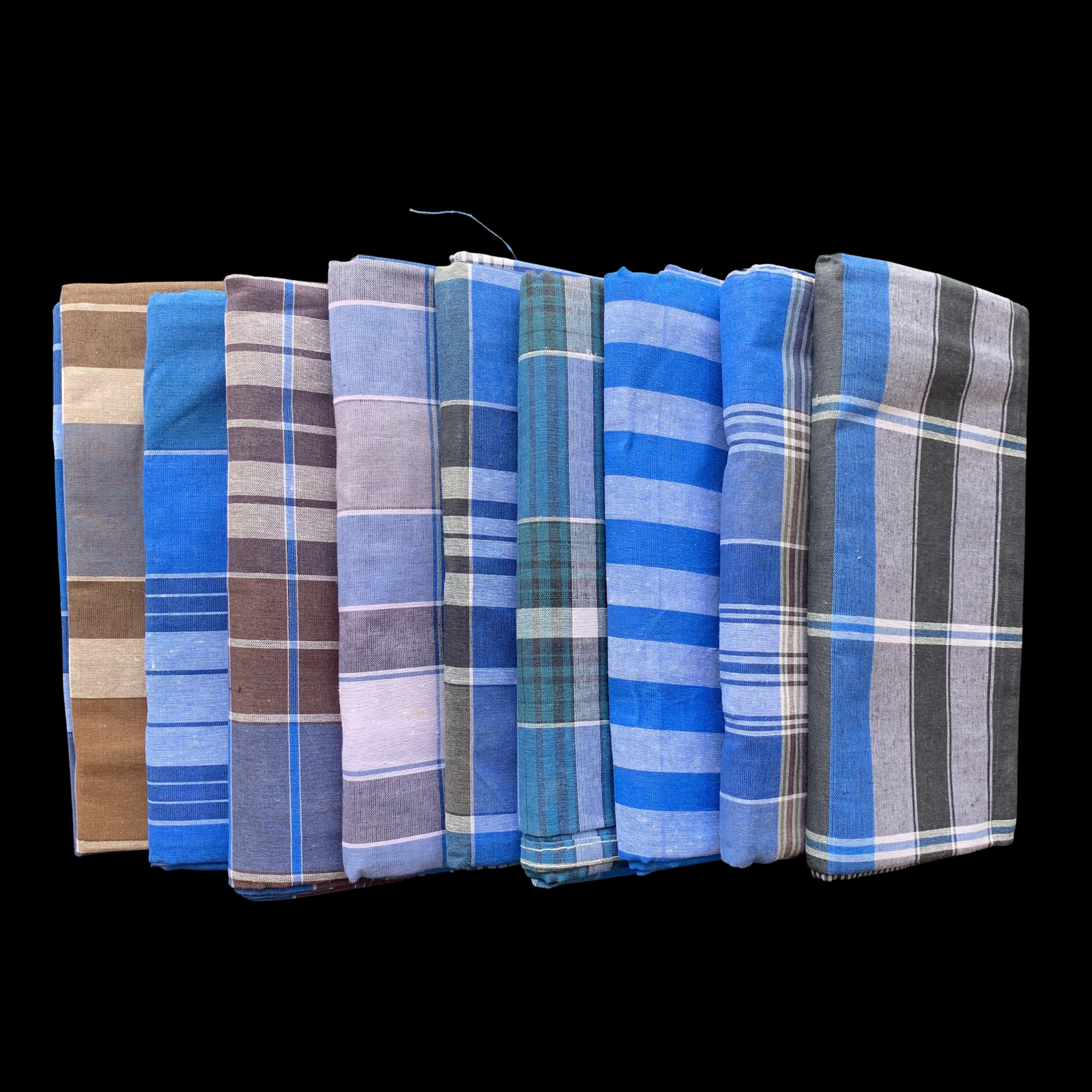 Checked Lungi - 303113 - Image 2